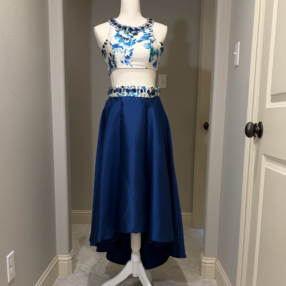 Gorgeous Mac Duggal Blue and White Two-Piece Party/Prom Dress
